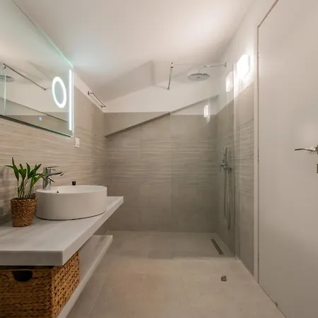 Blue Paradise Aparthotel