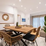 아파트호텔 Blue Paradise 4*