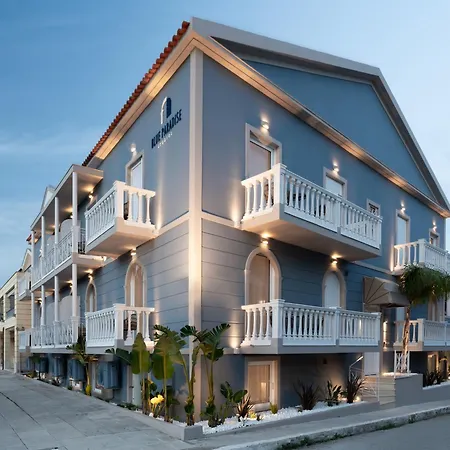 Blue Paradise Apartmanhotel 4*