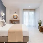 Hotel apartamentowy Blue Paradise 4*